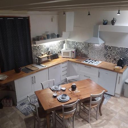 Le Cati Mini Villa Cancale Bagian luar foto