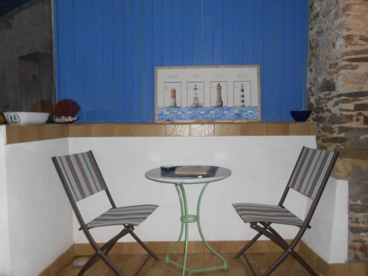 Le Cati Mini Villa Cancale Bagian luar foto