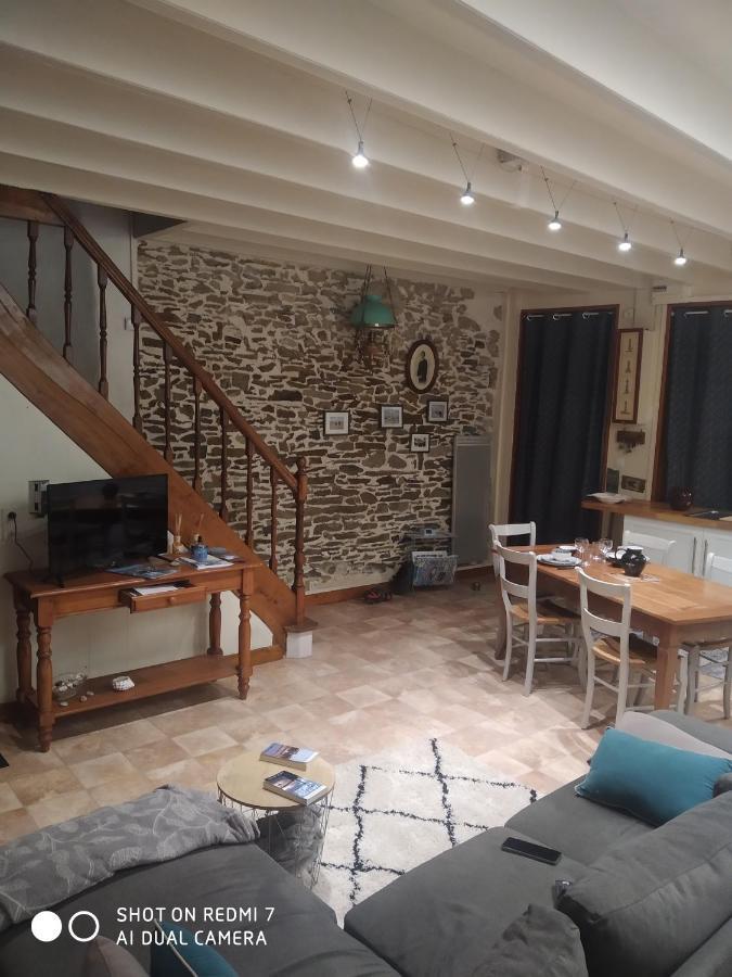 Le Cati Mini Villa Cancale Bagian luar foto